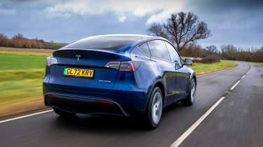 Used Tesla Model Y - rear tracking 